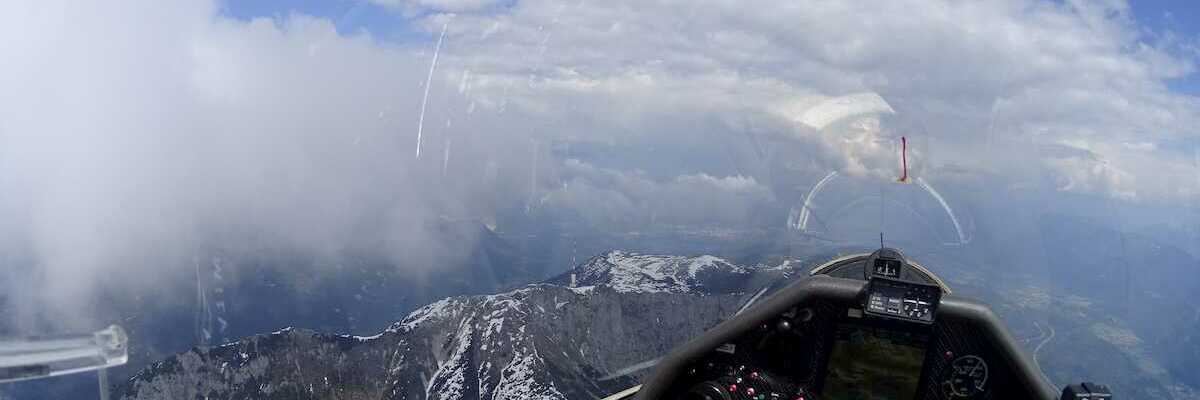 Flugwegposition um 13:54:30: Aufgenommen in der Nähe von Gemeinde Nötsch im Gailtal, Österreich in 2520 Meter